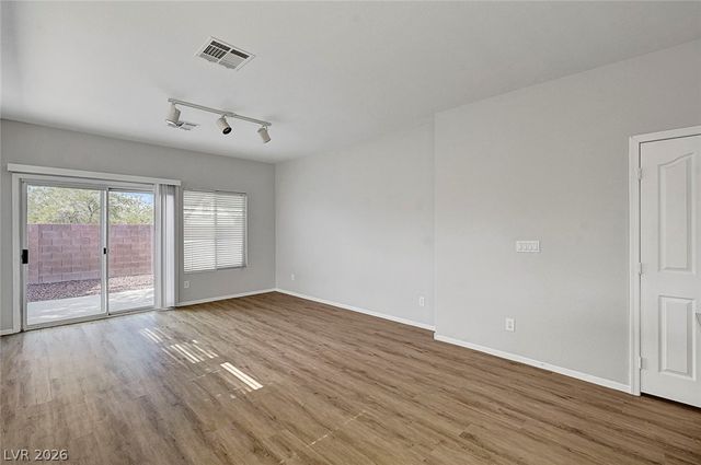 1213 Bistro Bay Avenue, North Las Vegas, NV 89086