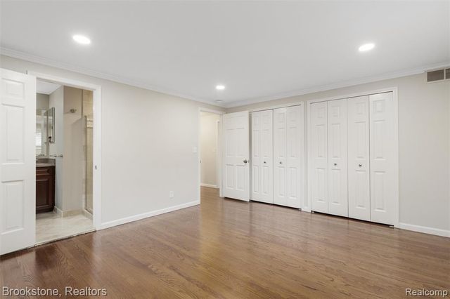 2784 Aldgate Drive, Bloomfield Hills, MI 48304