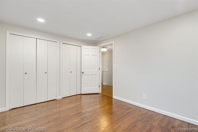 2784 Aldgate Drive, Bloomfield Hills, MI 48304