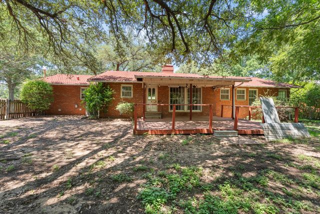 7 Hill Terrace Place, Cleburne, TX 76033