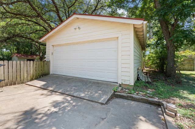 7 Hill Terrace Place, Cleburne, TX 76033
