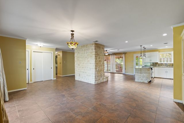 7 Hill Terrace Place, Cleburne, TX 76033