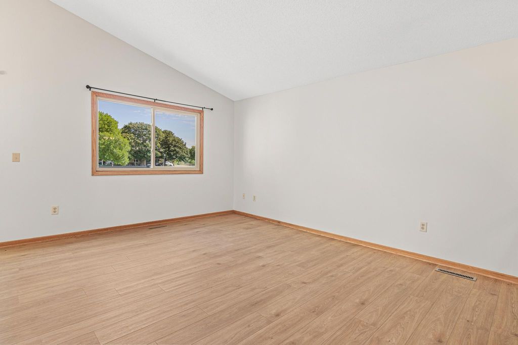 1547 Clemson Drive, Eagan, MN 55122 — photo 4