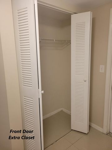 1400 Crestwood Court S 1402, Royal Palm Beach, FL 33411