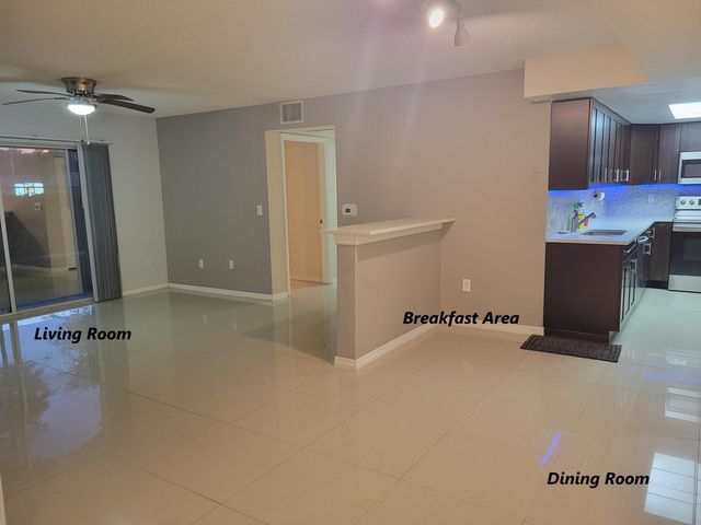 1400 Crestwood Court S 1402, Royal Palm Beach, FL 33411