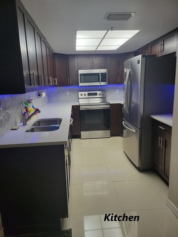 1400 Crestwood Court S 1402, Royal Palm Beach, FL 33411