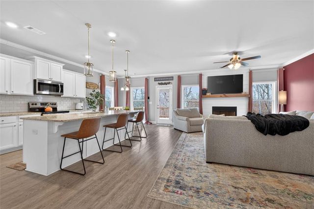 140 Hawthorn Lane, Covington, GA 30014