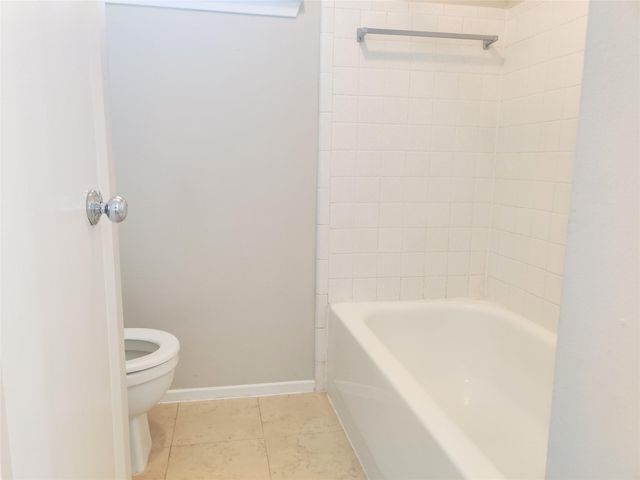 1914 Seakale Lane, Houston, TX 77062