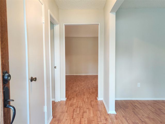 1914 Seakale Lane, Houston, TX 77062