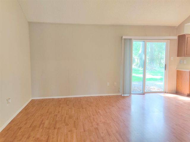 1914 Seakale Lane, Houston, TX 77062