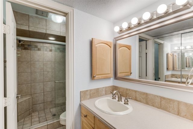 9999 Boat Club Road 409, Fort Worth, TX 76179