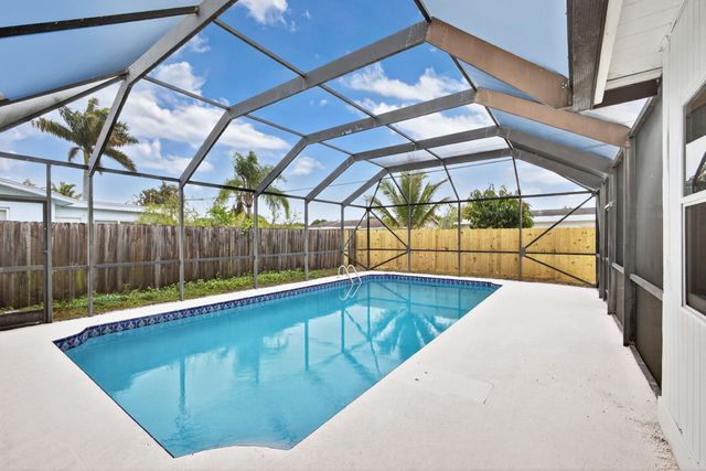 3374 Florida Boulevard, Palm Beach Gardens, FL 33410