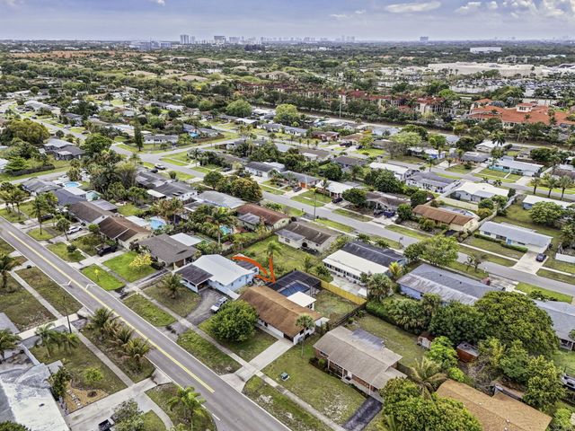 3374 Florida Boulevard, Palm Beach Gardens, FL 33410