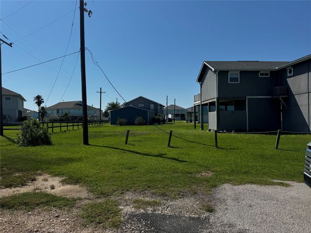 3113 Diane, Crystal Beach, TX 77650