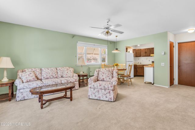 130 A Hudson Parkway, Whiting, NJ 08759