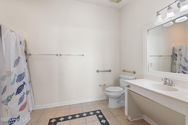 1123 Ocean Boulevard W, Supply, NC 28462