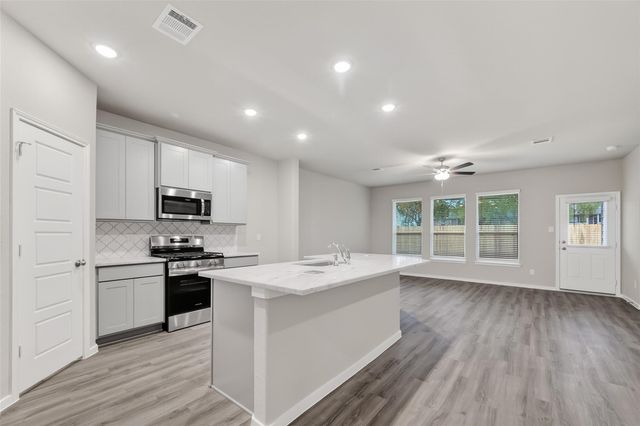 2119 Spring Hollow Drive, Baytown, TX 77521