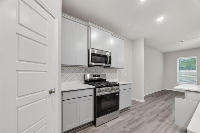 2119 Spring Hollow Drive, Baytown, TX 77521