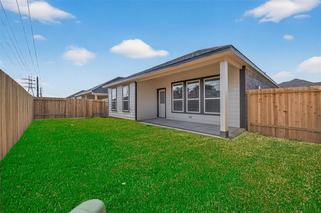 2119 Spring Hollow Drive, Baytown, TX 77521