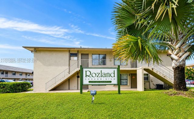 7668 SW 152nd Avenue 2206, Miami, FL 33193