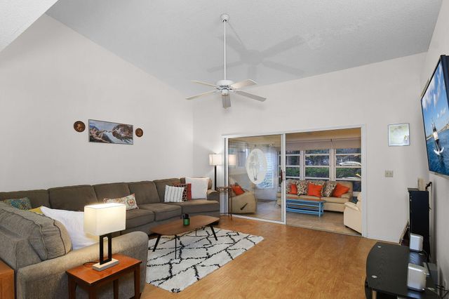 4072 Gator Trace Road, Fort Pierce, FL 34982