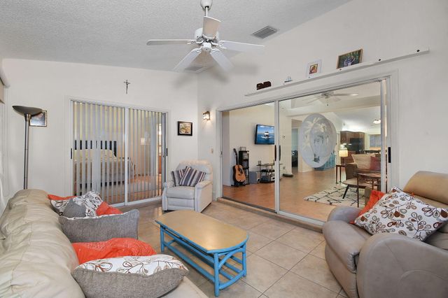 4072 Gator Trace Road, Fort Pierce, FL 34982