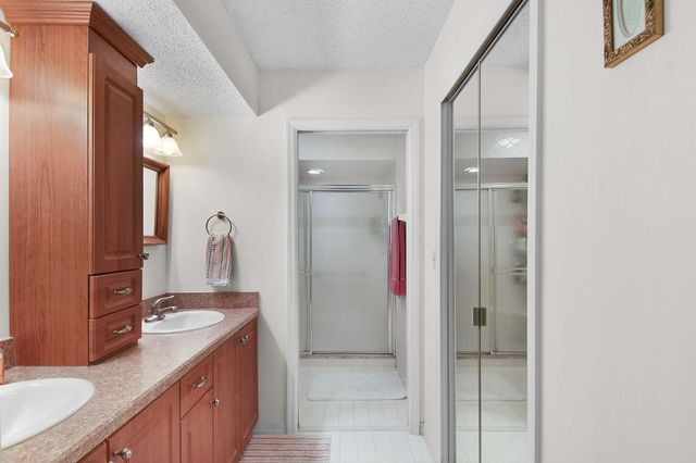 4072 Gator Trace Road, Fort Pierce, FL 34982