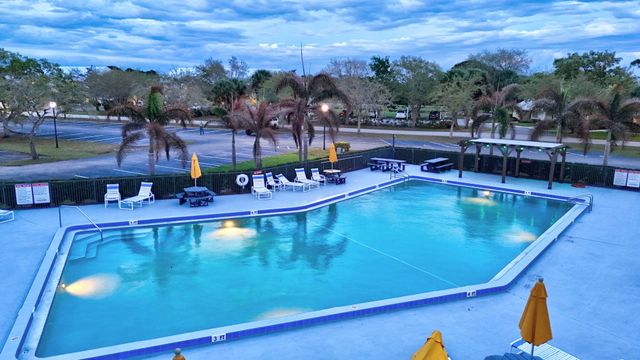 4072 Gator Trace Road, Fort Pierce, FL 34982