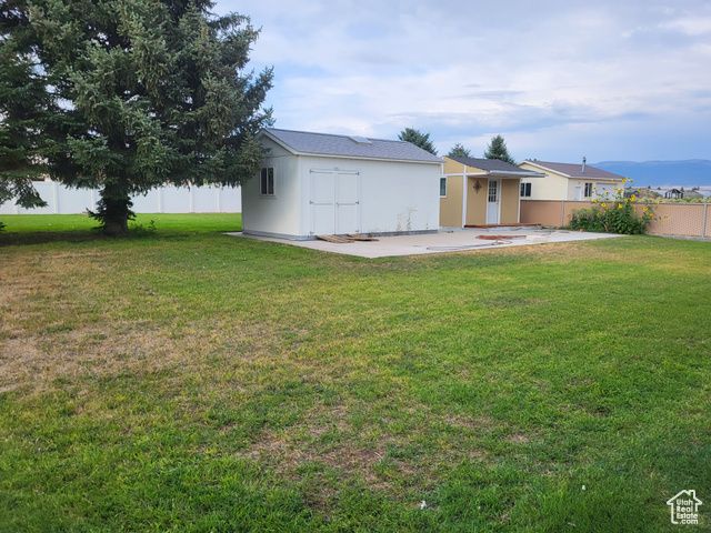 445 E 100 S, Moroni, UT 84646