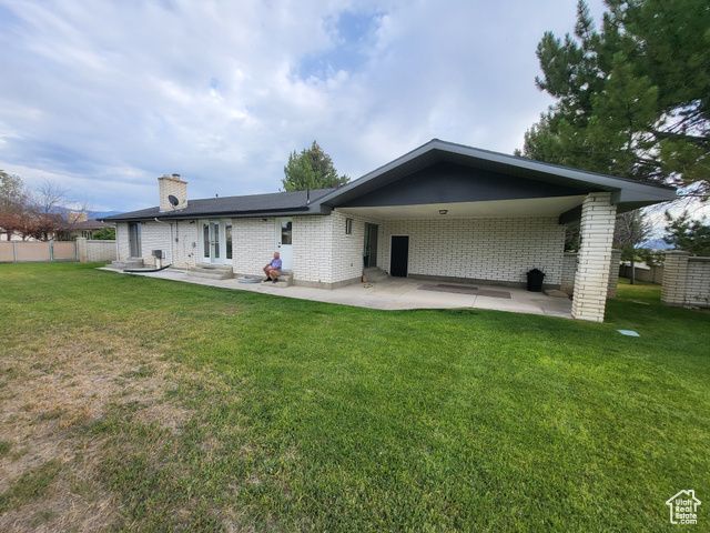445 E 100 S, Moroni, UT 84646