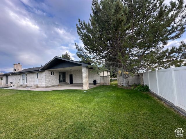 445 E 100 S, Moroni, UT 84646
