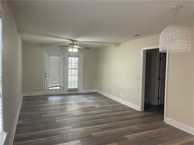 106 Red Bud Court, Brunswick, GA 31520