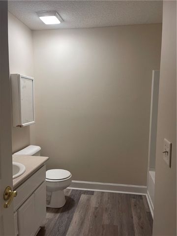 106 Red Bud Court, Brunswick, GA 31520