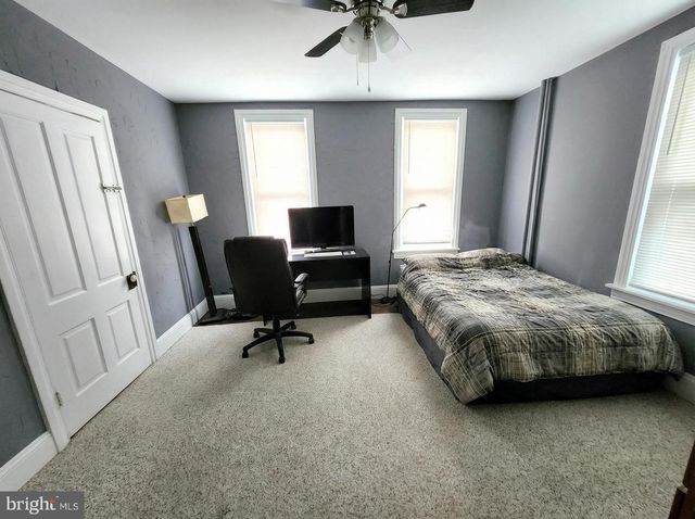 1150-1152 E PHILADELPHIA ST, York, PA 17403
