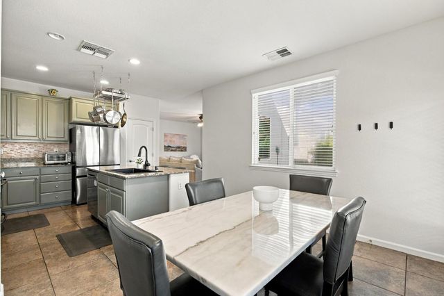3192 Ardley Dr, Roseville, CA 95747