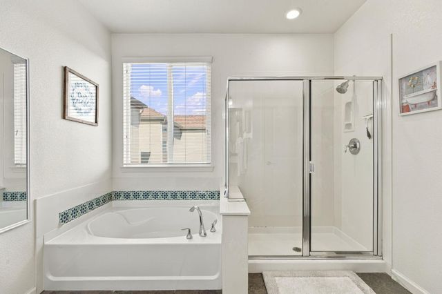 3192 Ardley Dr, Roseville, CA 95747