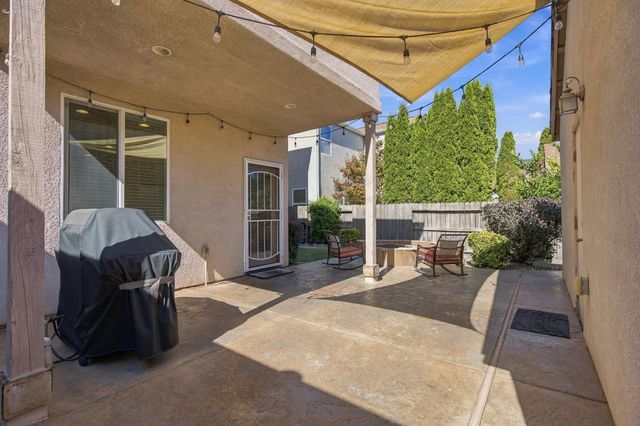 3192 Ardley Dr, Roseville, CA 95747