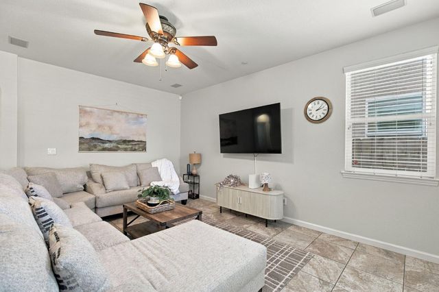 3192 Ardley Dr, Roseville, CA 95747