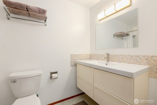 5704 Rosario Way, Anacortes, WA 98221