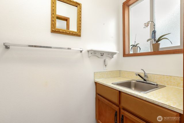 5704 Rosario Way, Anacortes, WA 98221