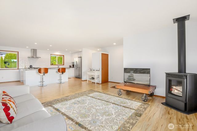 5704 Rosario Way, Anacortes, WA 98221