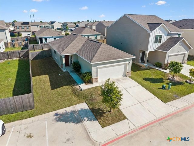 124 NE Peony Lane, Jarrell, TX 76537