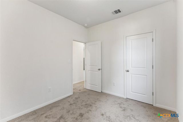 124 NE Peony Lane, Jarrell, TX 76537