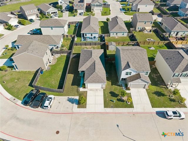124 NE Peony Lane, Jarrell, TX 76537