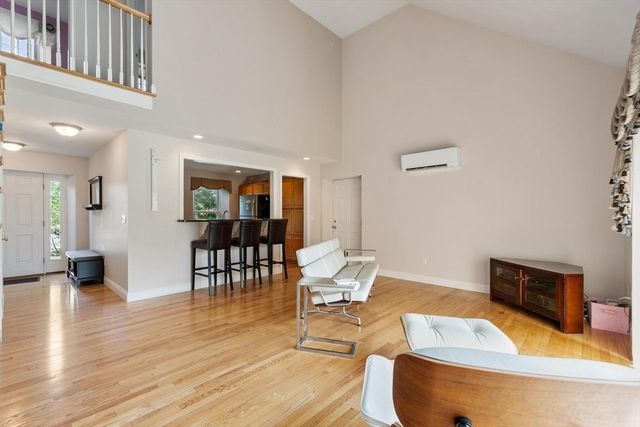 2 Adams Circle, Devens, MA 01434