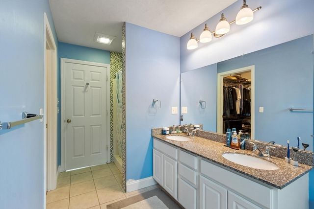 2 Adams Circle, Devens, MA 01434