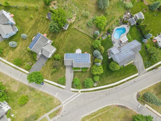 2 Adams Circle, Devens, MA 01434