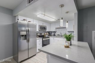 4759 E BELLEVIEW Street, Phoenix, AZ 85008