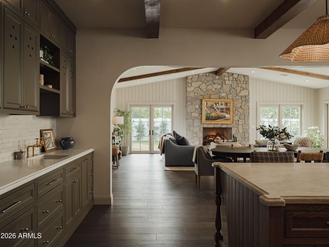 123 E KALER Drive, Phoenix, AZ 85020