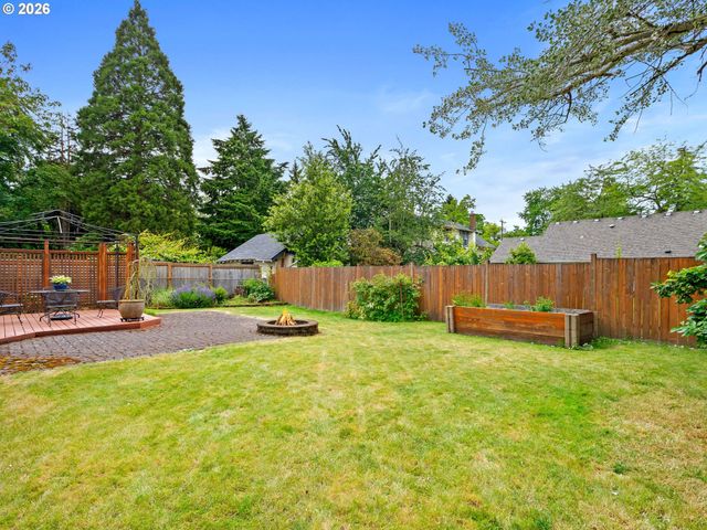 3657 Se 77TH Ave, Portland, OR 97206